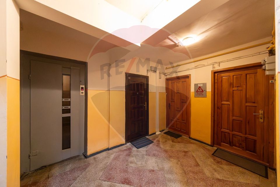 Apartament 3 camere | Vedere Lacul Noua