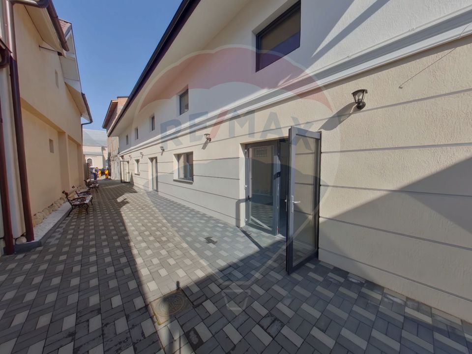 145sq.m Office Space for rent