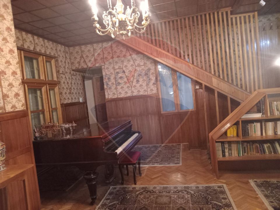 6 room House / Villa for sale, Romanilor area