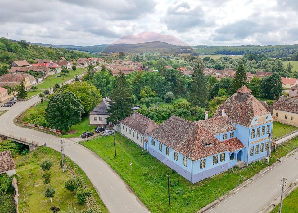 Fostă școală săsească semnată de Fritz Balthes – Bruiu, Sibiu