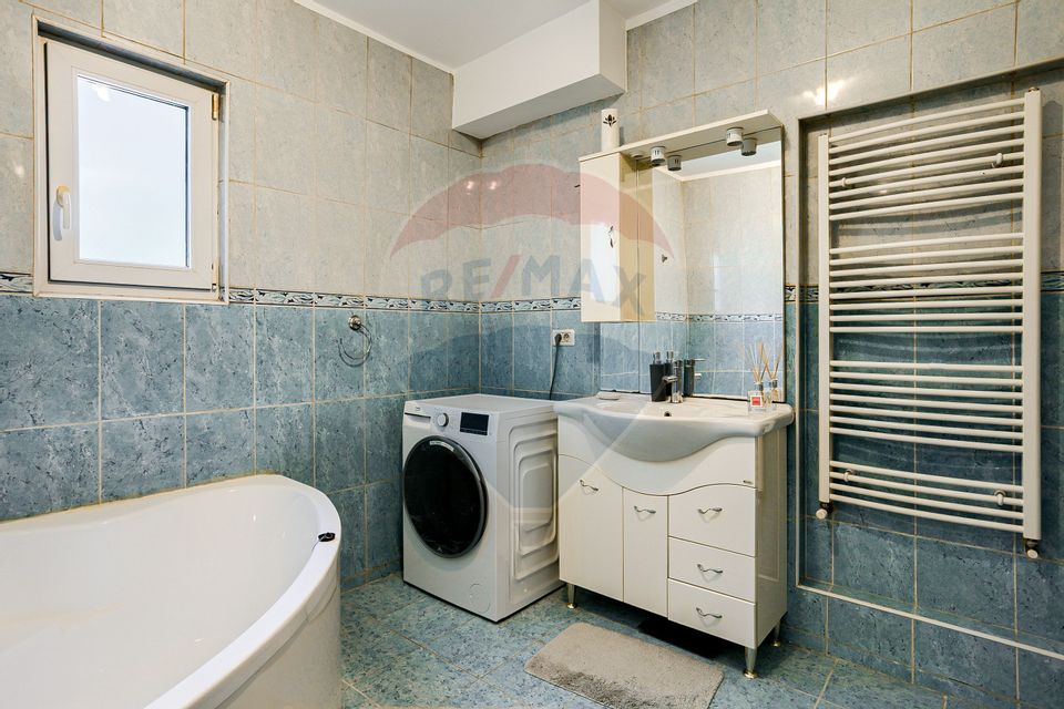 Apartament cu 2 camere de vânzare în zona Ultracentral