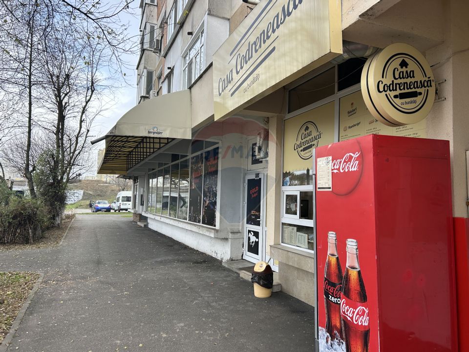 40sq.m Commercial Space for rent, Sud-Est area