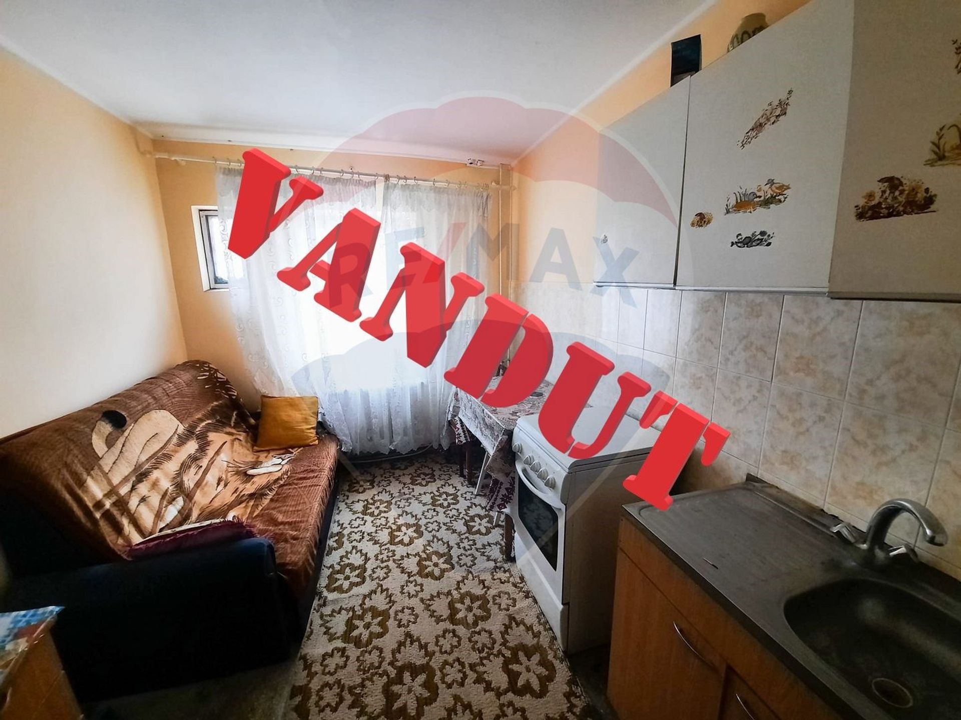 Apartament 2 camere vanzare in bloc de apartamente Vrancea, Focsani, Nord-Est