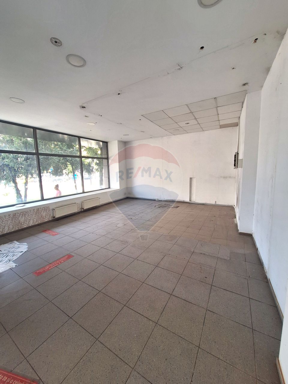 Spațiu comercial de închiriat bd Unirii Nord