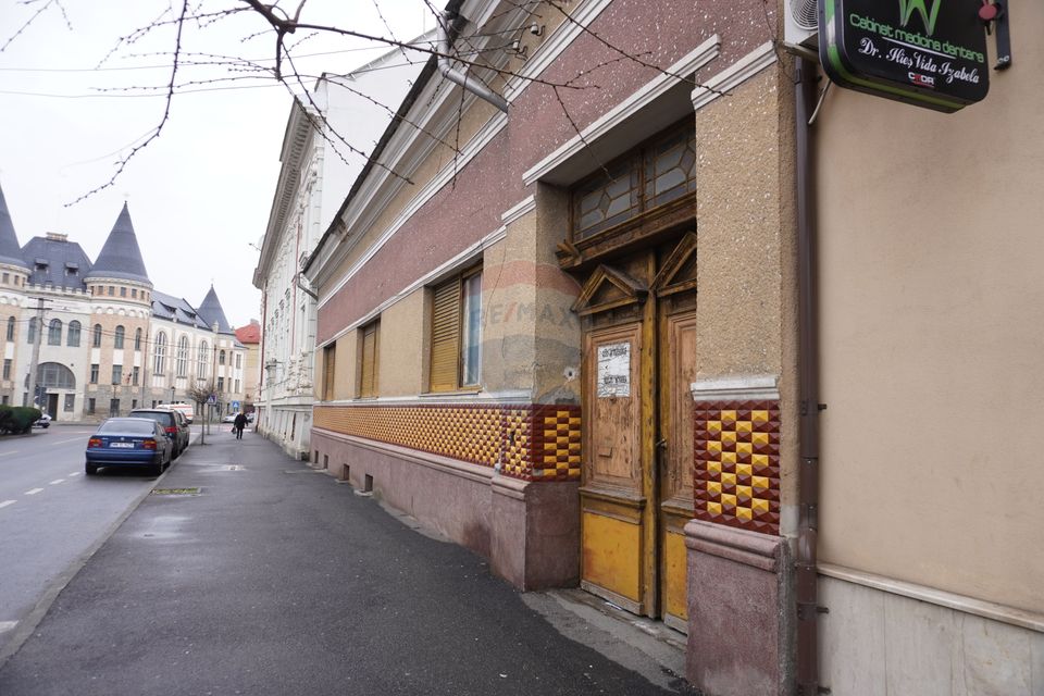 5 room House / Villa for sale