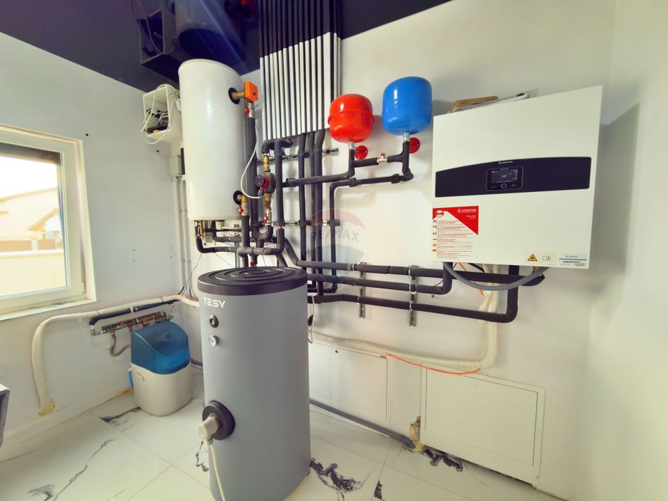 5 room House / Villa for sale