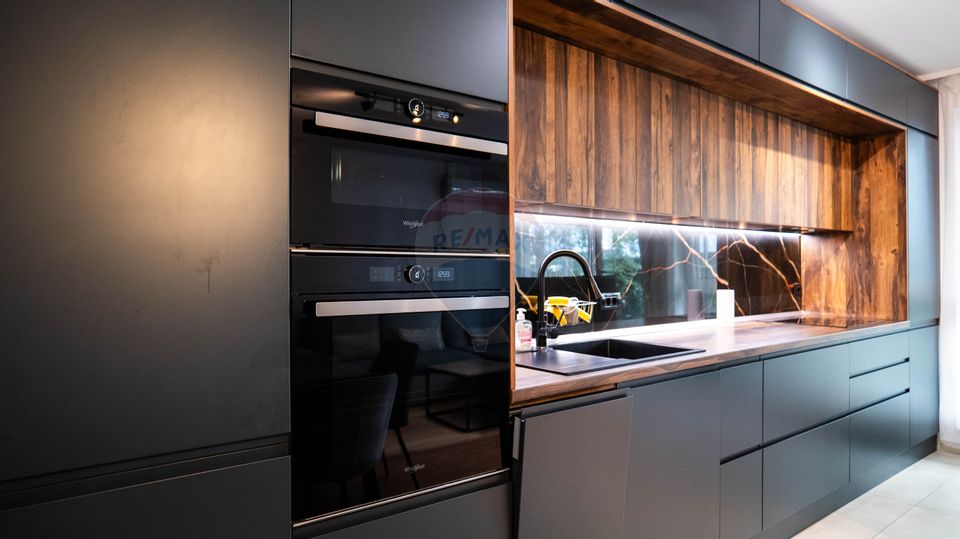 Inchiriere apartament 2 camere MTM SKY, Parcare/Gradina Privata