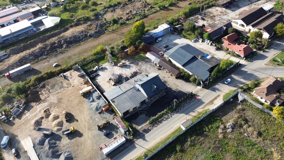 Spațiu industrial / 220mp i 5m de închiriat front stradal / acces TIR