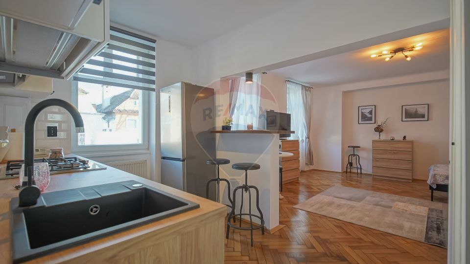 Apartament modern și cochet, la cheie, Str. Lungă