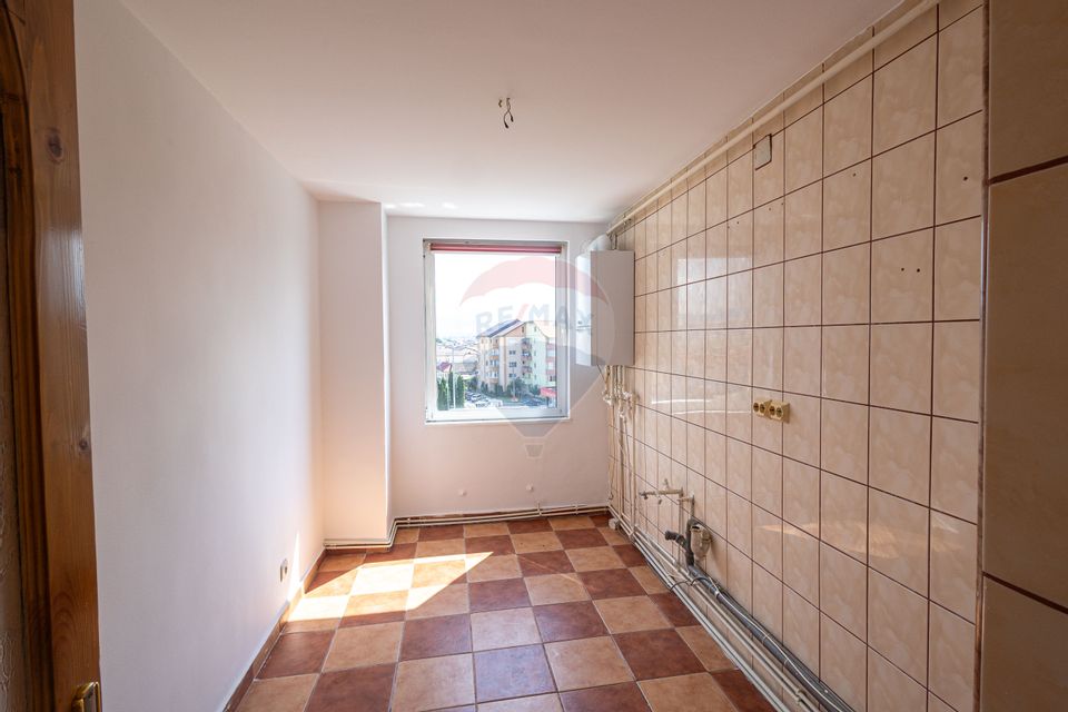 Apartament cu 3 camere de vânzare în Sebeș COMISION 0%