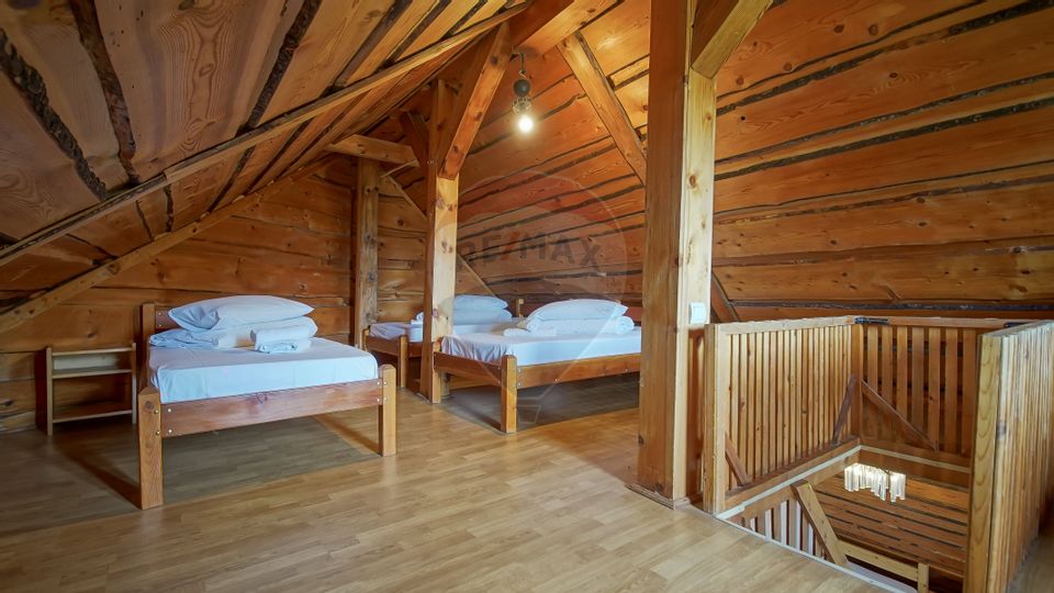 Vilă 12 camere  1.091 mp construiți Poiana Brașov