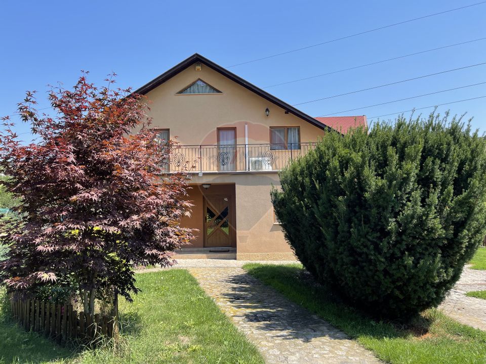 6 room House / Villa for sale