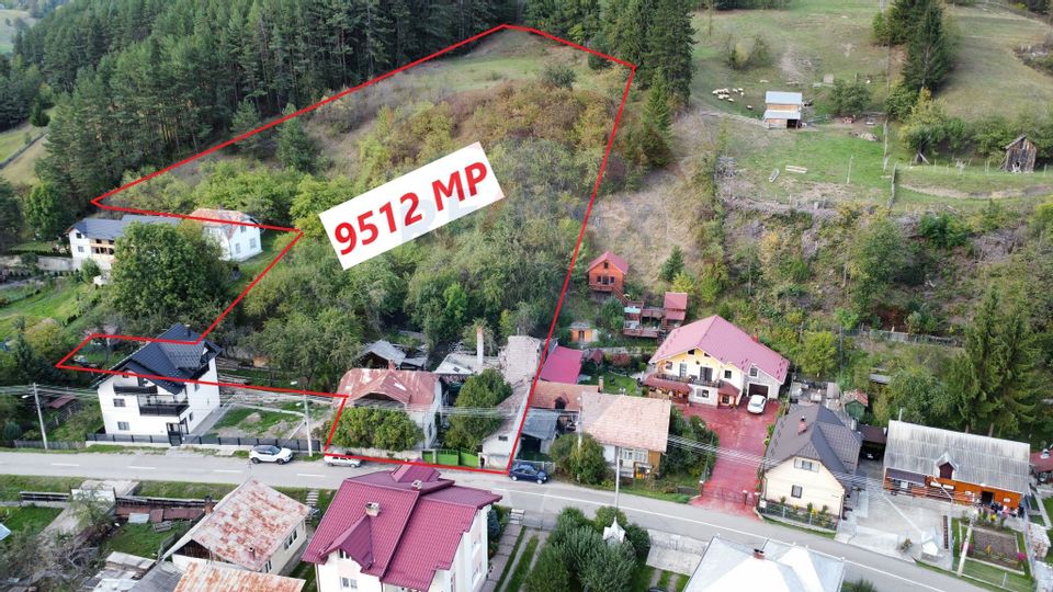 Teren cu Casa Bătranească 9512 Mp Campulung Moldovenesc Str. Bradului