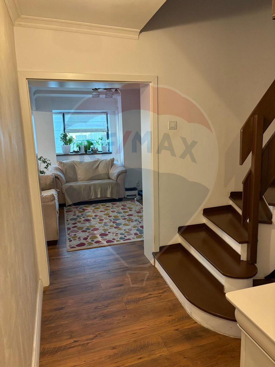 Apartament cu 4 camere de vânzare în zona Central