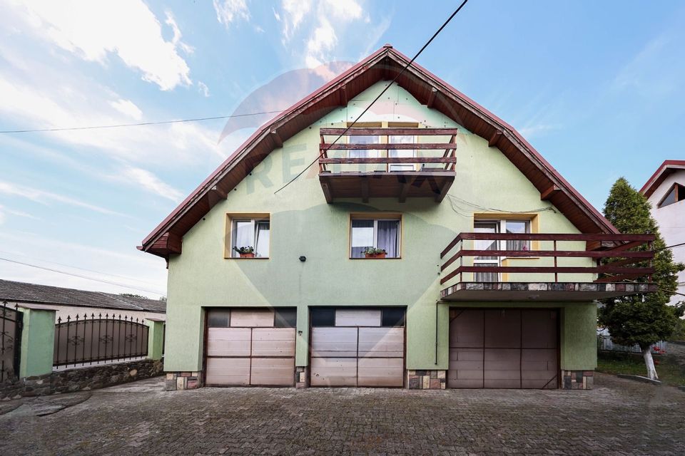 8 room House / Villa for sale, Stefan cel Mare area