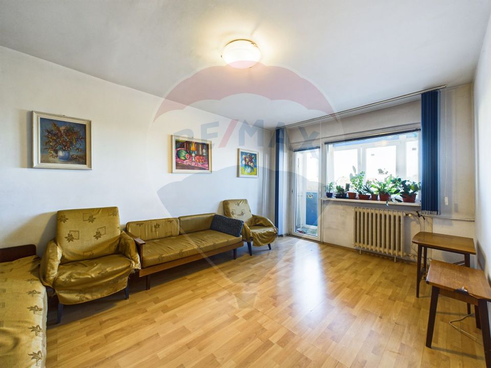Apartament cu 3 camere de închiriat în zona Lacul Tei