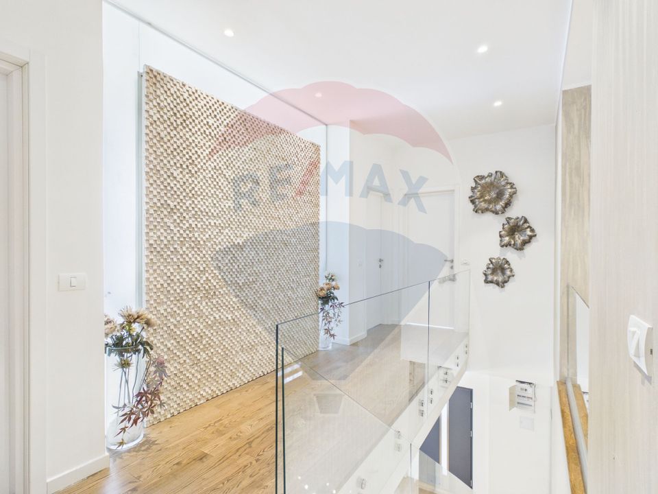 Vila eleganta cu piscina si terasa generoasa – zona Erou Iancu Nicolae