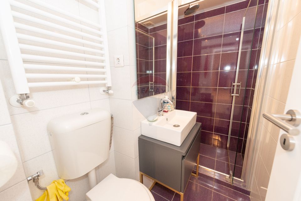 4-room apartment for rent, detached, Palace of Parliament