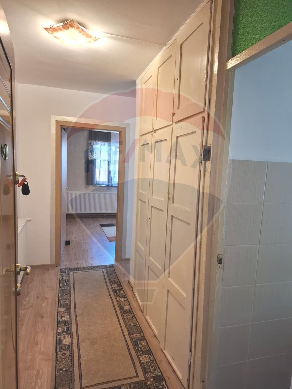 Garsonieră de închiriat, cu centrală termică, zona Voinicilor Micălaca