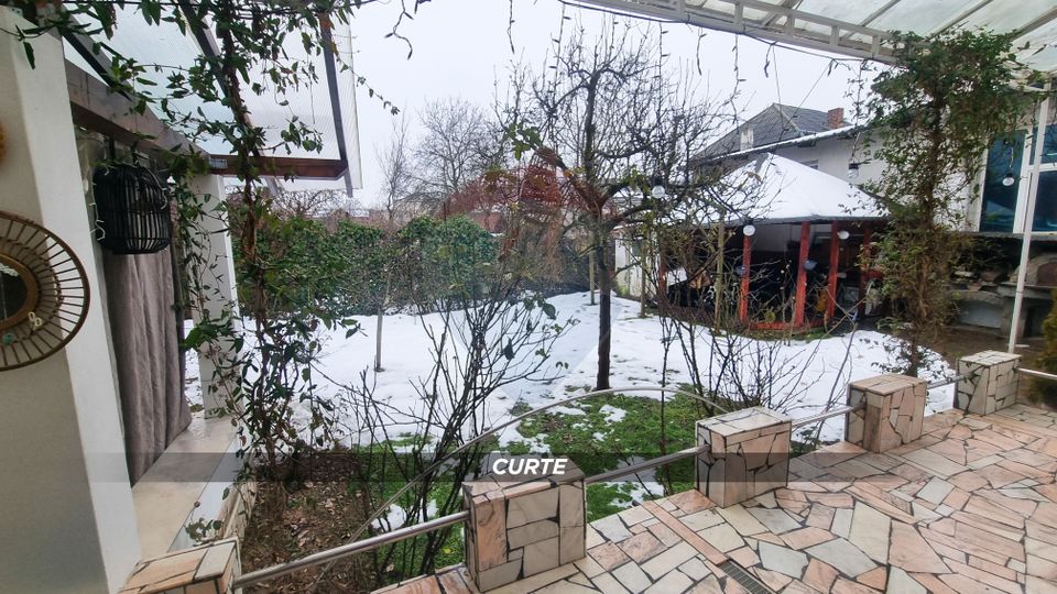 10 room House / Villa for sale, Central area