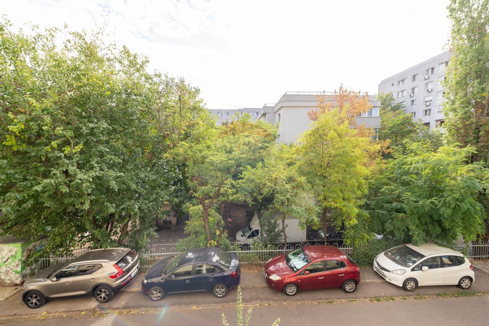 Apartament cu 3 camere de inchiriat Camil Ressu 5 min metrou