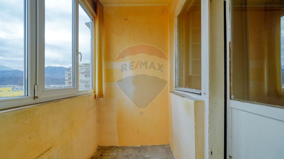 REZERVAT! Garsionera cu priveliste, de vânzare, Strada Soarelui