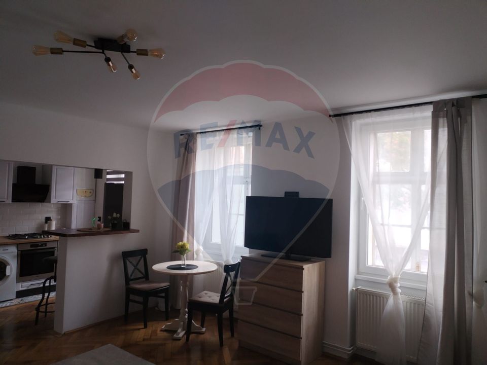 Apartament cu 1 camere de închiriat în zona Centrul Istoric