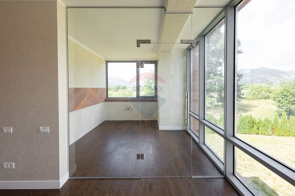 5 room House / Villa for sale