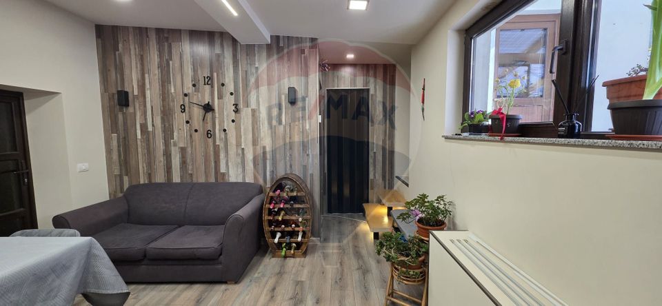 PRET REDUS: Apt 3 Camere Curte 475mp sub Caraiman 800m Centru Busteni