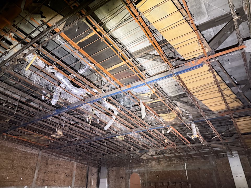 DE VANZARE Spațiu comercial de + 700 mp - et 1 -  Dacia - Constanța