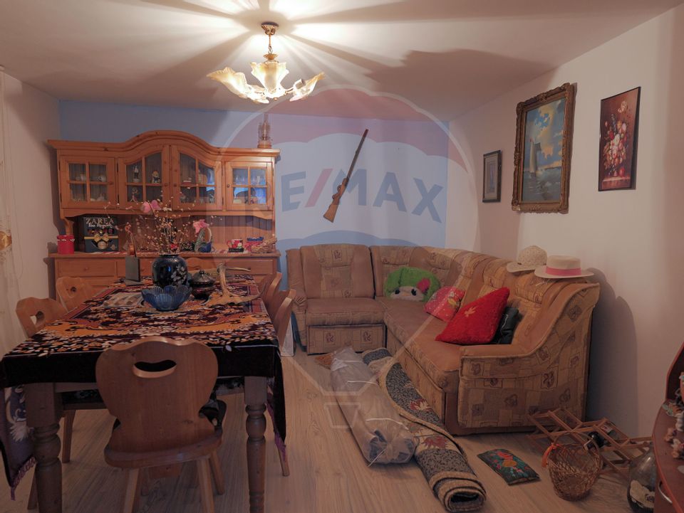 6 room House / Villa for sale