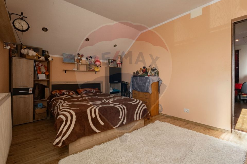 6 room House / Villa for sale, Sagului area