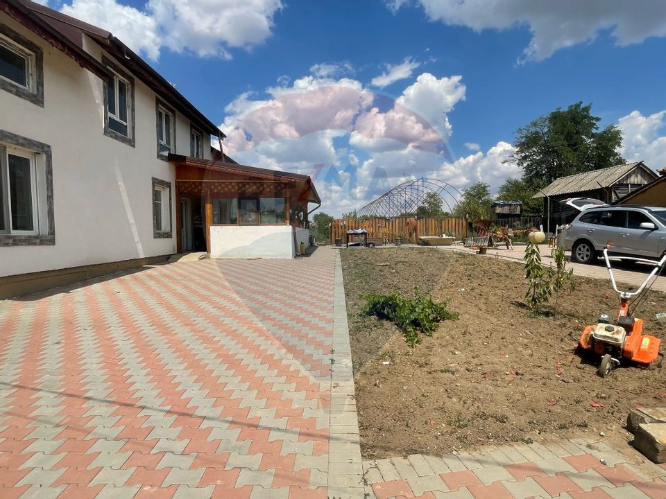 7 room House / Villa for sale