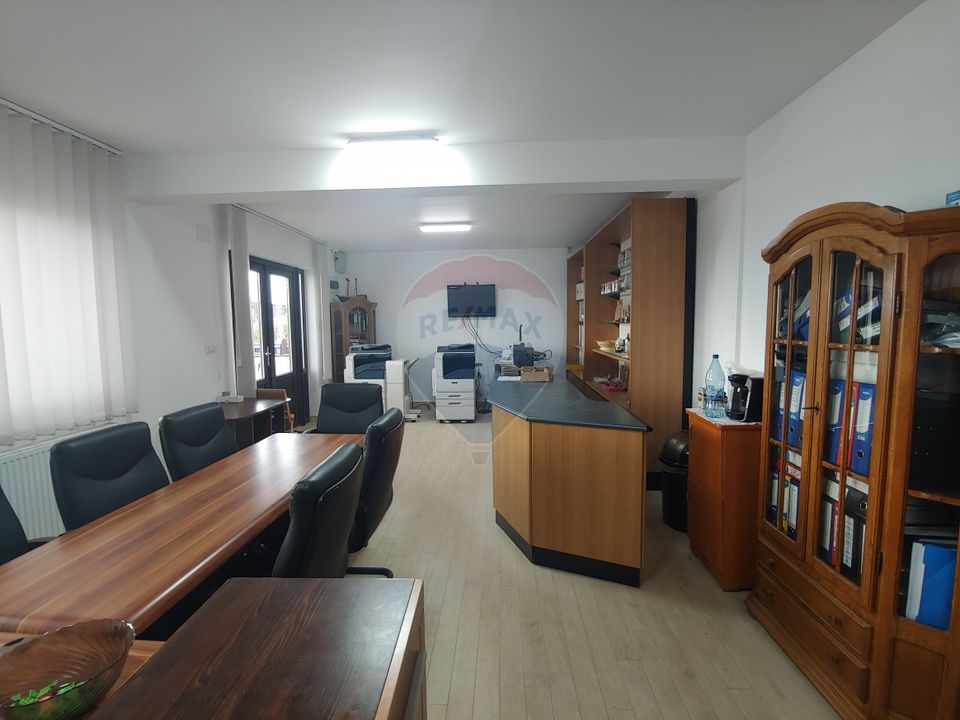 Spațiu industrial-depozit de 1120mp de închiriat în Dumbrăveni, SV