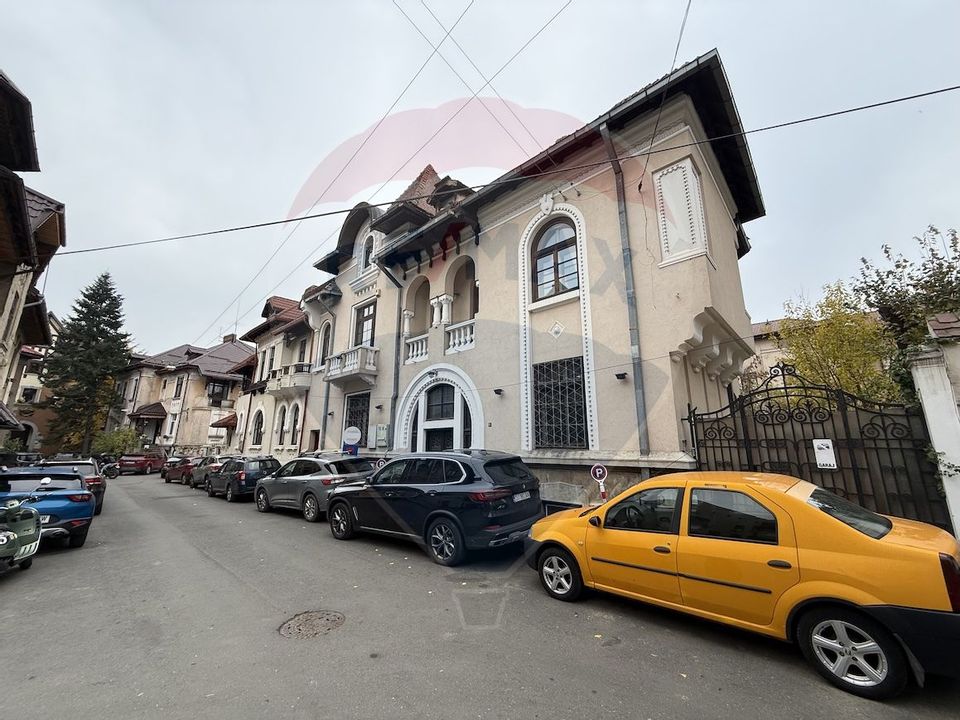 Vila interbelică cu personalitate