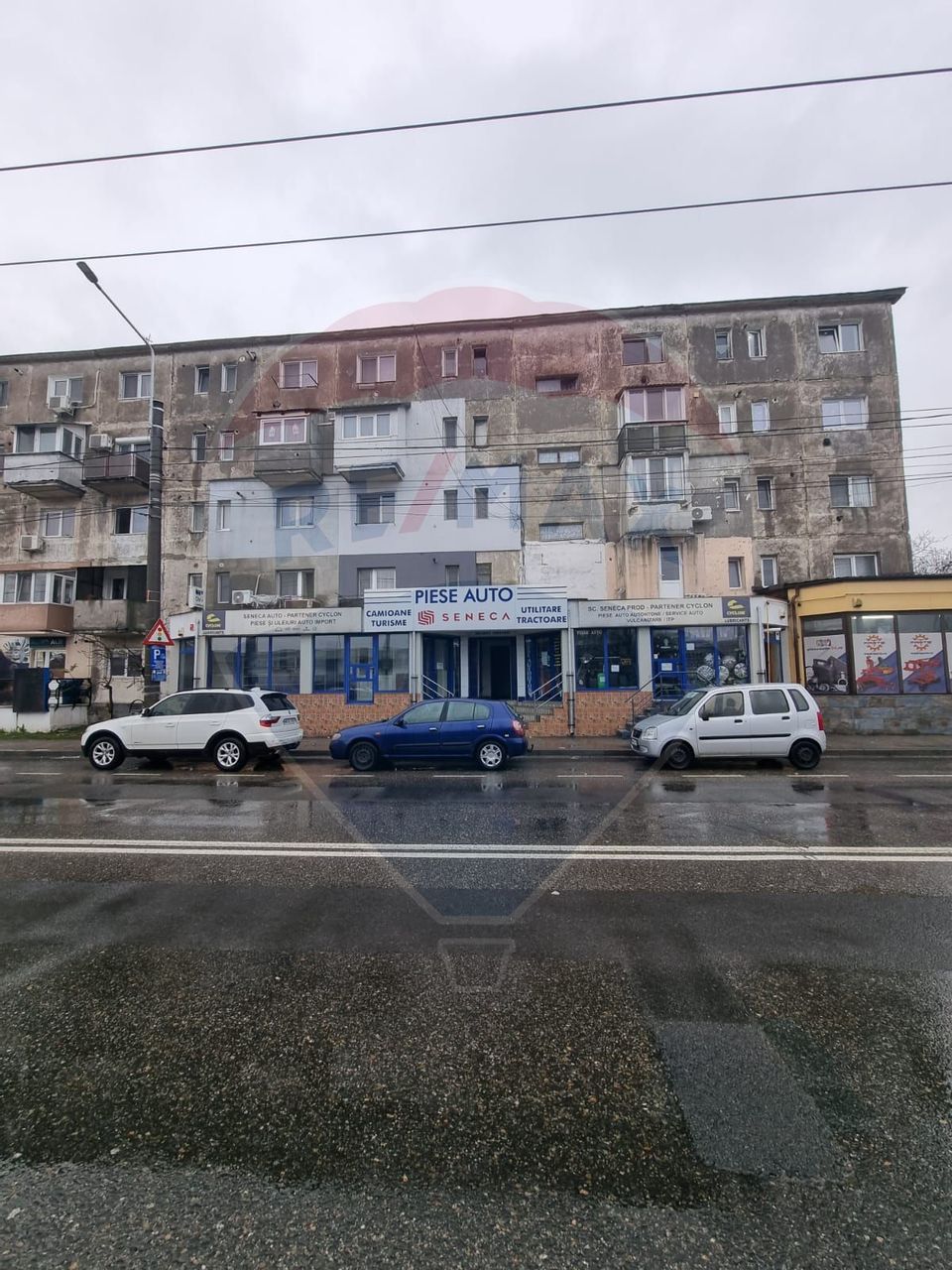 DE VANZARE - GARSONIERA  / INVESTITIE