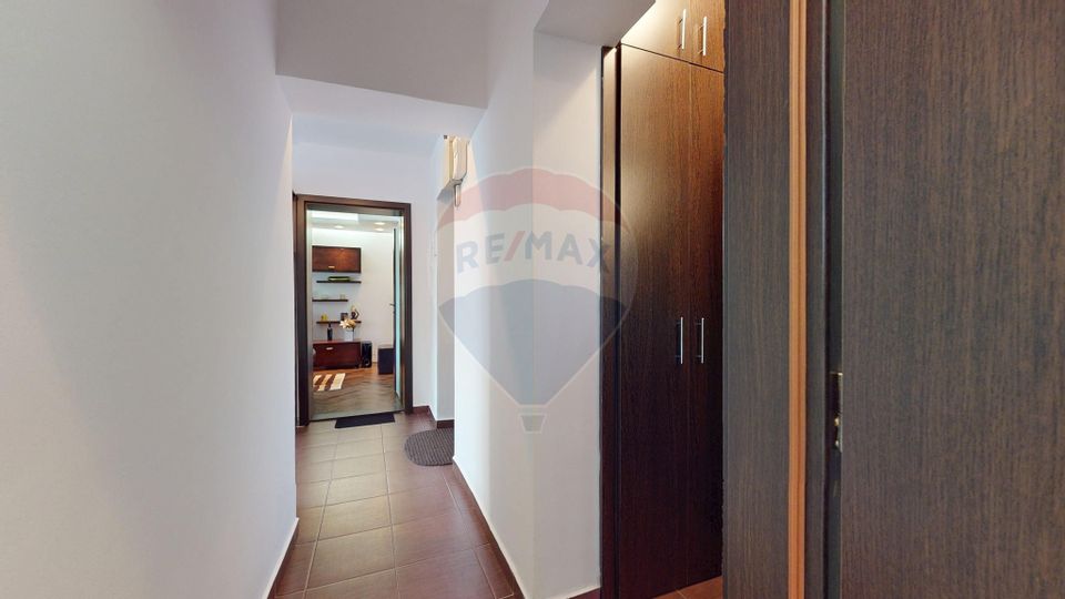 Apartament cu 2 camere de închiriat în zona Central