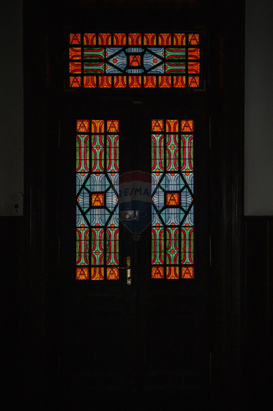 130 sqm Historic Property – Ideal for Living or Office