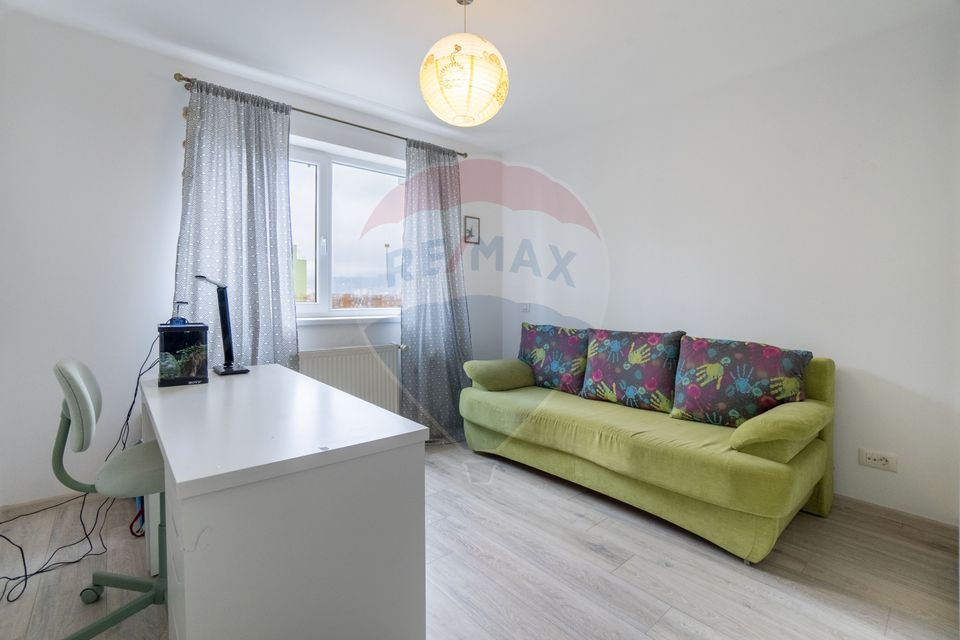 Apartament 3 camere | 75 mp | 2 băi | parcare + boxă | Tractorul