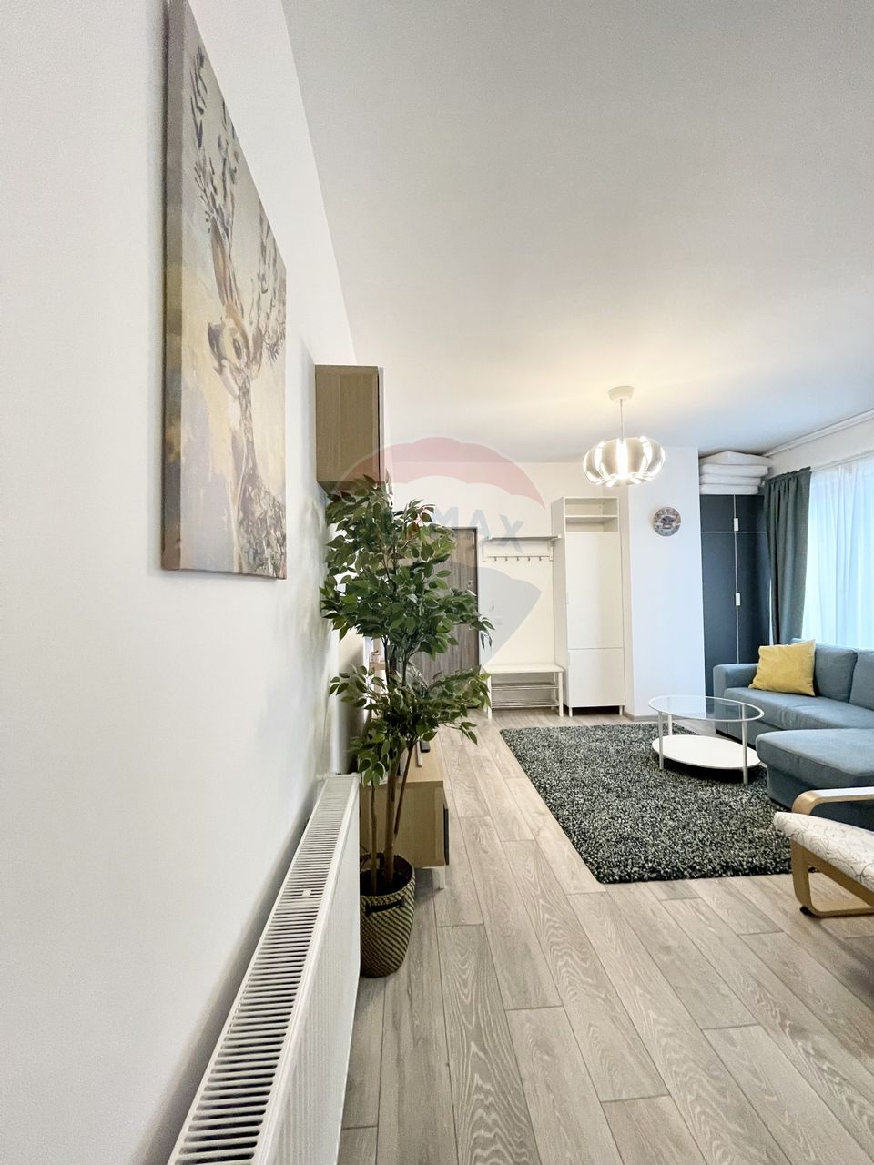 Apartament cu 2 camere de vânzare în zona Sisesti | Loc de parcare