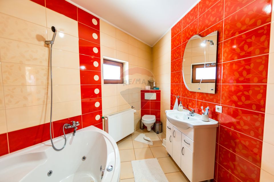 Casă elegantă, construită cu grijă, într-un cadru natural – Tărlungeni