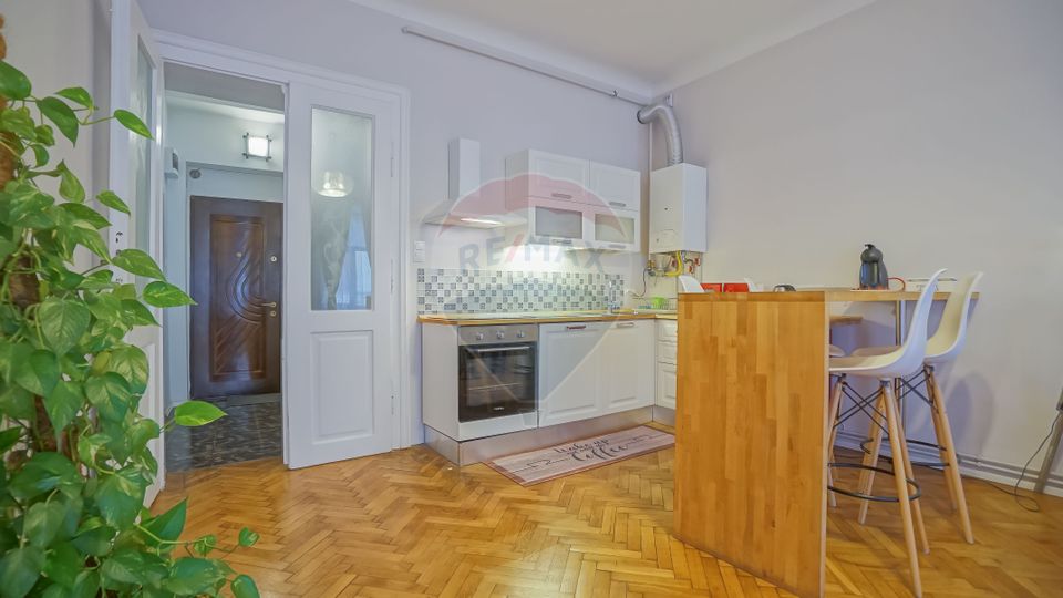 Apartament cochet, complet mobilat și utilat, str Postavarului