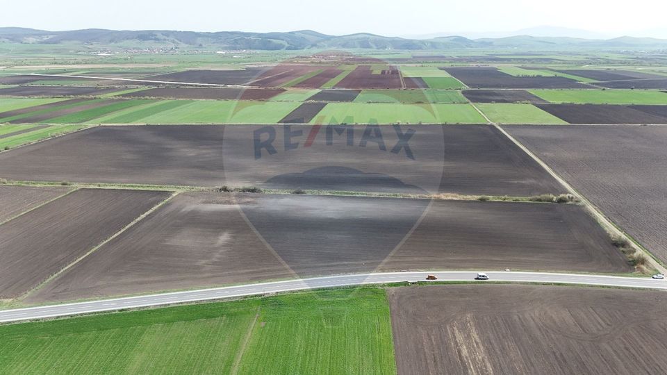 Teren extravilan potențial industrial | 10.000 mp | Feldioara