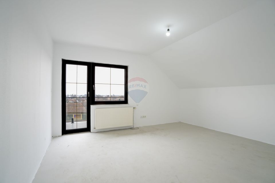 De vânzare casă cu 5 camere, teren 1000 mp Oncea, Calea Bihorului