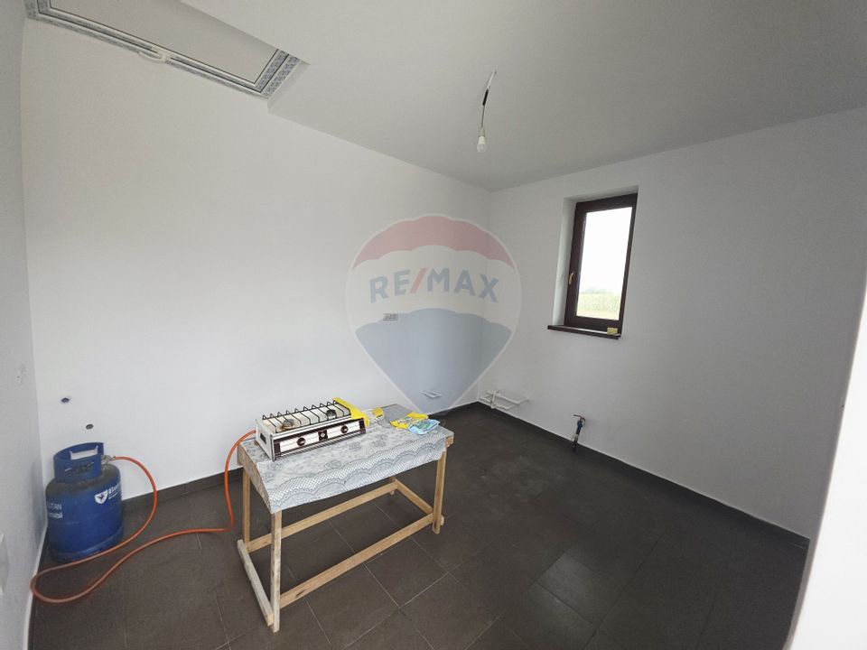 4 room House / Villa for sale