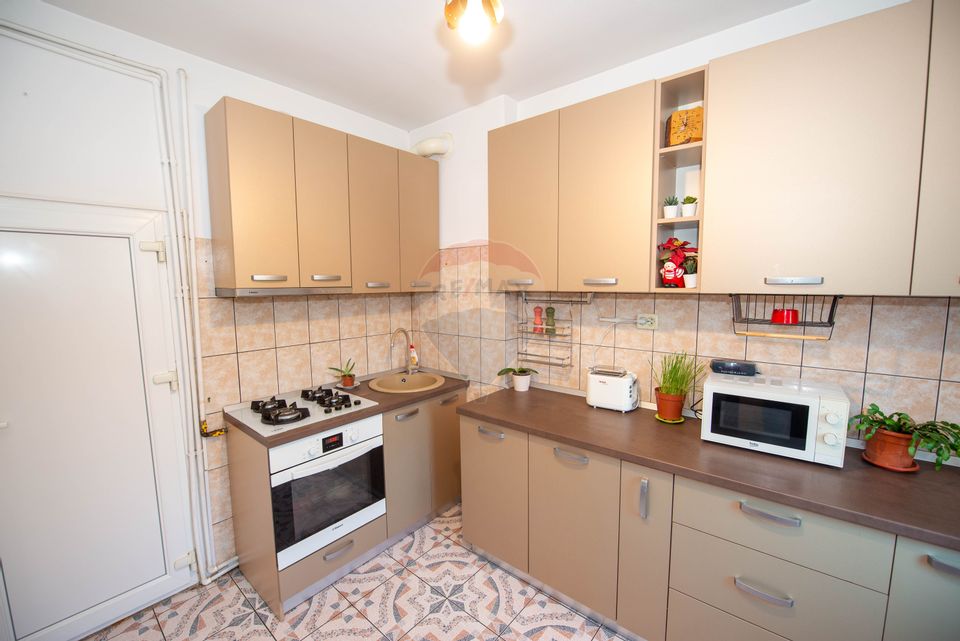 Apartament cu 2 camere de vanzare zona Turda Strada Stefan Stoika