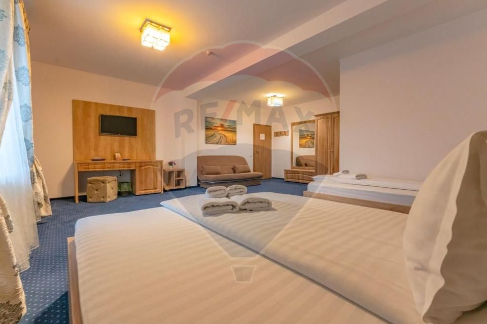 Proprietate turistică cu 14 camere, poziționare excepțională – Râșnov