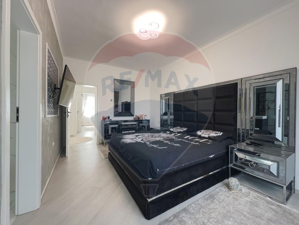 4 room House / Villa for sale