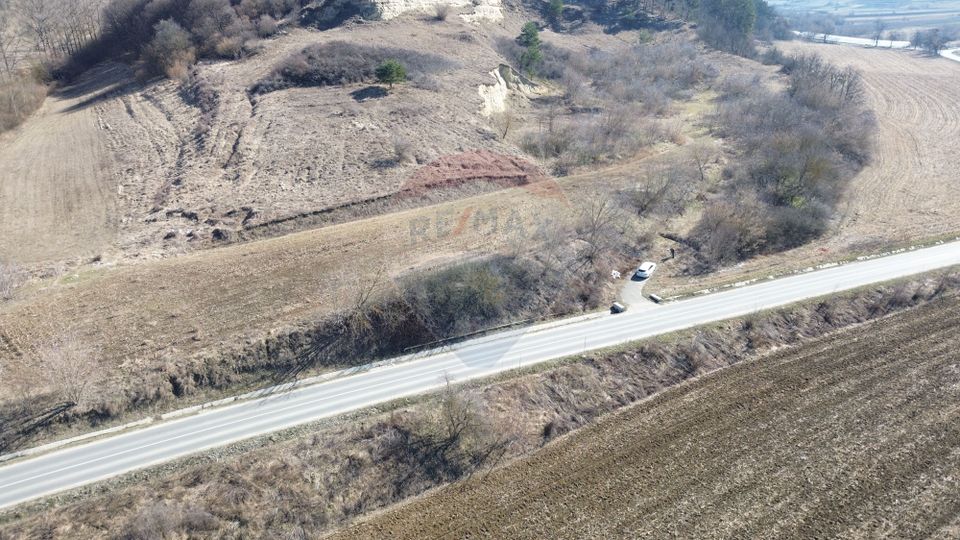 Land 2,000sqm Mosna / Soseaua DRUM NATIONAL