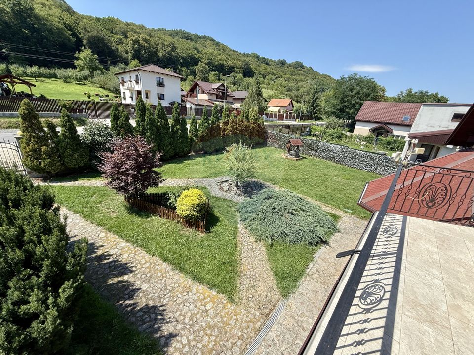 6 room House / Villa for sale